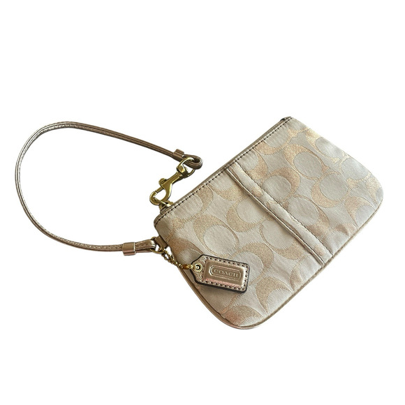 COACH Khaki/Gold Signature C Canvas Leather Trim Zip Clutch Wristlet Hang Tag - Picture 4 of 9